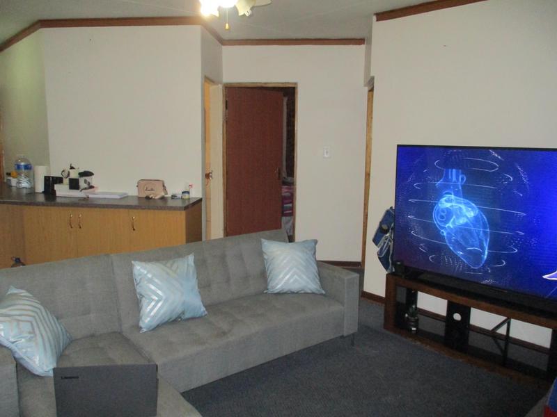 2 Bedroom Property for Sale in Uitsig Free State